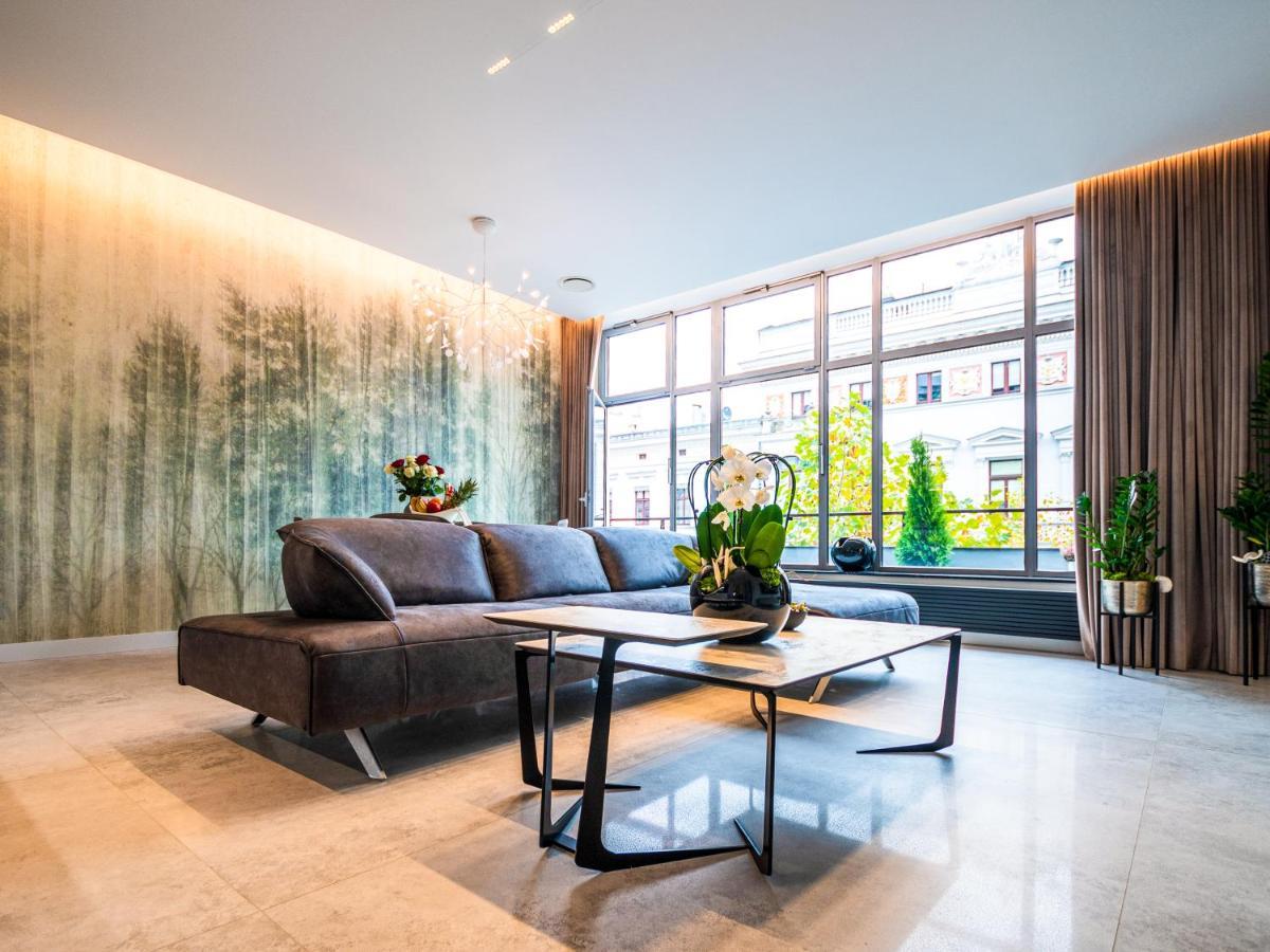 Pietryna Apartments Luxury - Sauna , Jacuzzi , Bezposrednio Przy Ul Piotrkowskiej Лодз Екстериор снимка
